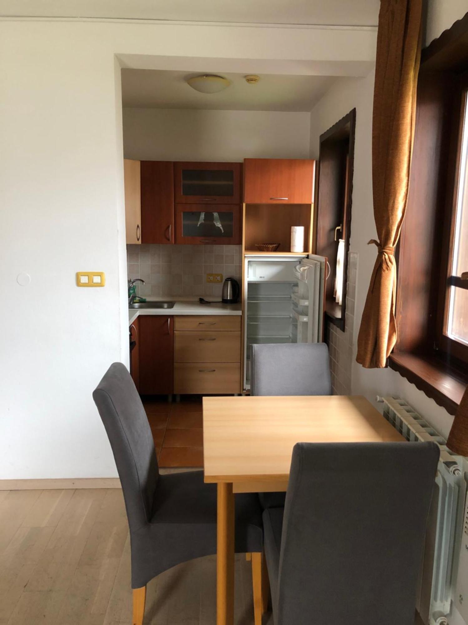 Green Oaza Apartment 福伊尼察 外观 照片